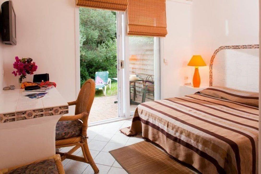 Residence Hoteliere A Trama Бонифачо Экстерьер фото